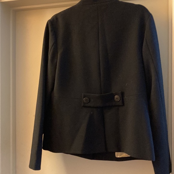 Little black jacket of your dreams - Picture 3 of 3